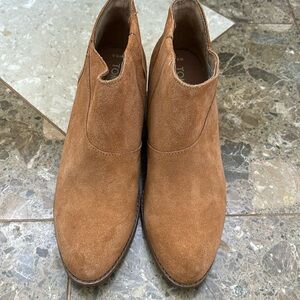 Toms suede camel ankle boots size 6.5